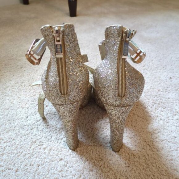 Gold glitter high heels size 8 - Picture 3 of 3